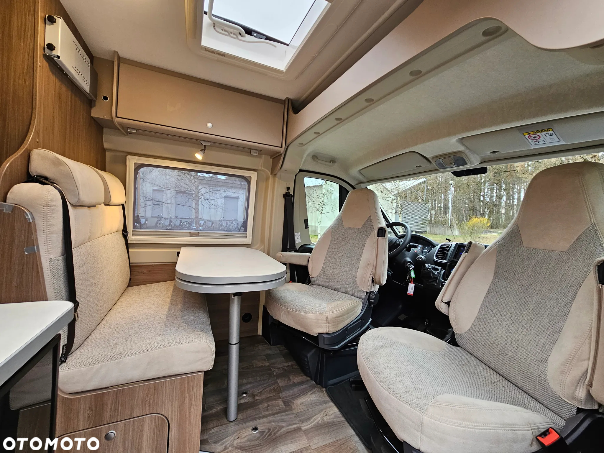 Carado CVE 640 PRO Max długi Ziomowy Grupa HYMER - 12