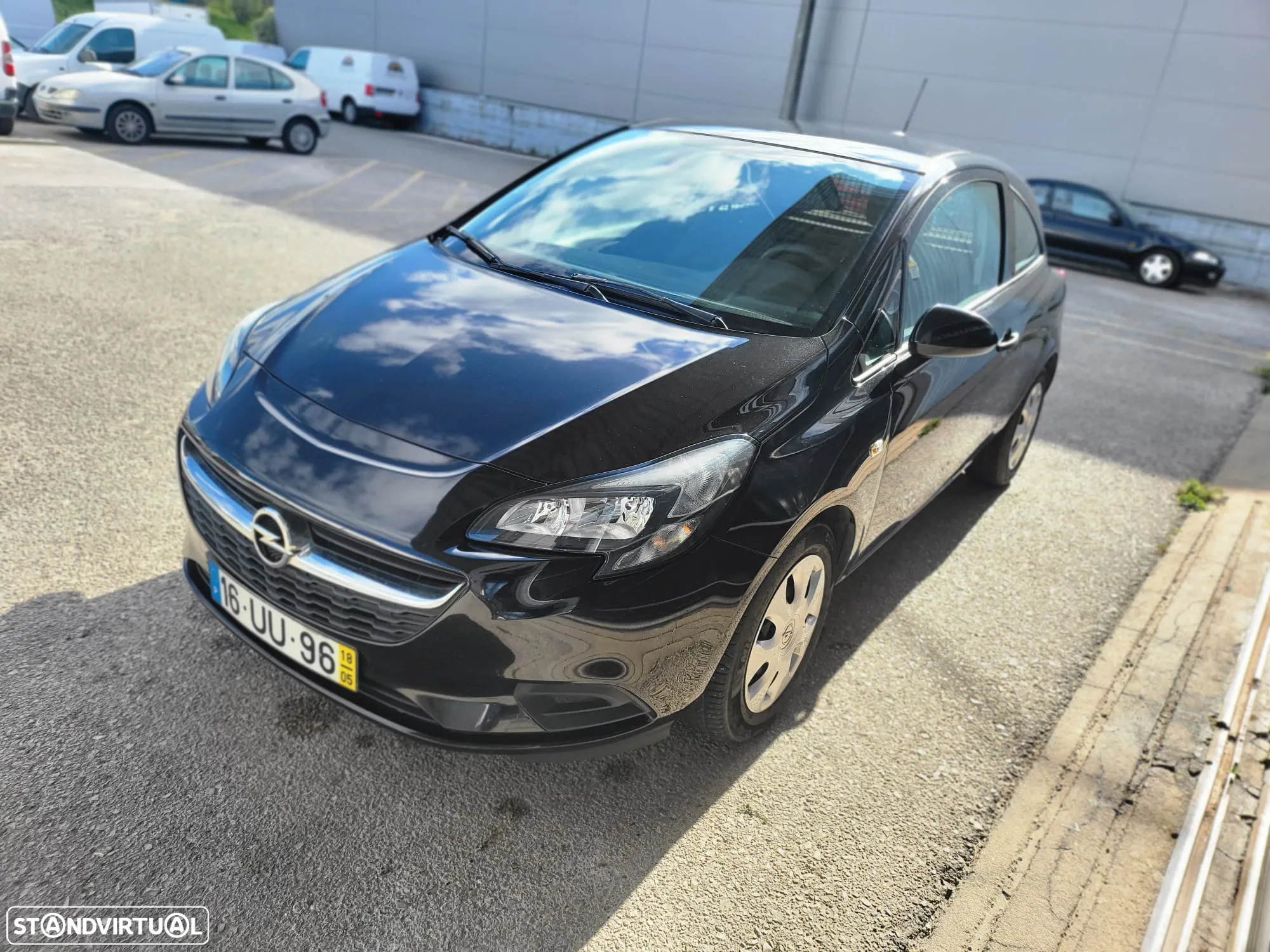 Opel Corsa 1.3CDTI Ecrã Central 2Lugares - 2