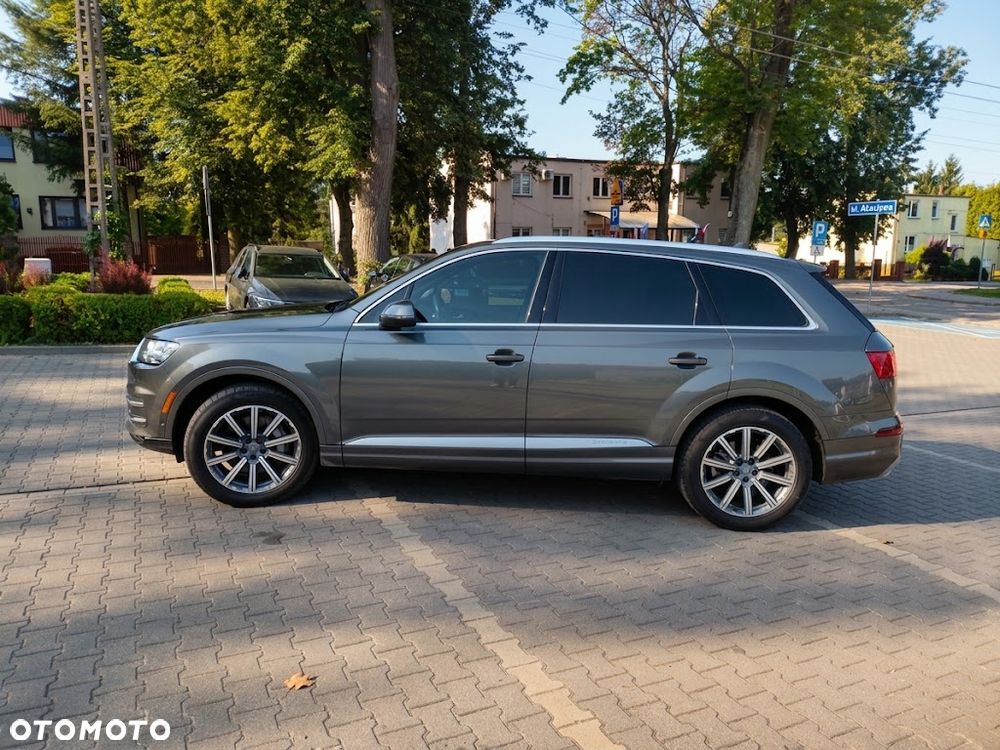 Audi Q7 3.0 TFSI Quattro Tiptr - 4