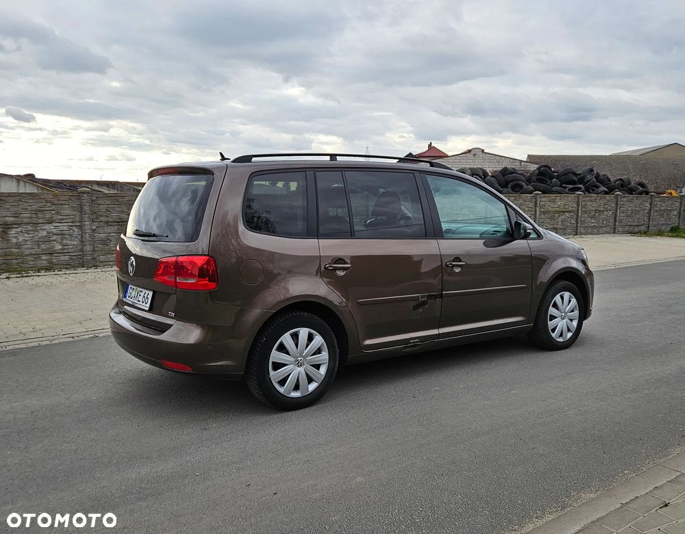 Volkswagen Touran 1.6 TDI DPF BlueMotion Technology Comfortline - 13