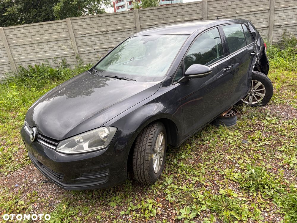 Volkswagen Golf - 8