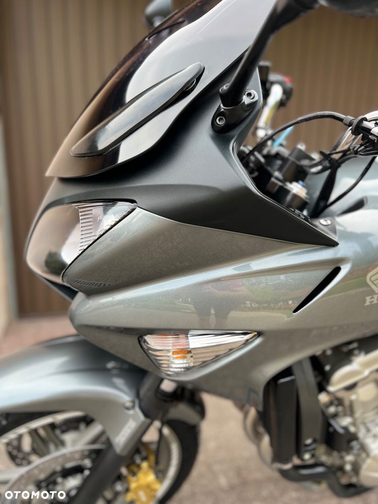 Honda CBF - 22
