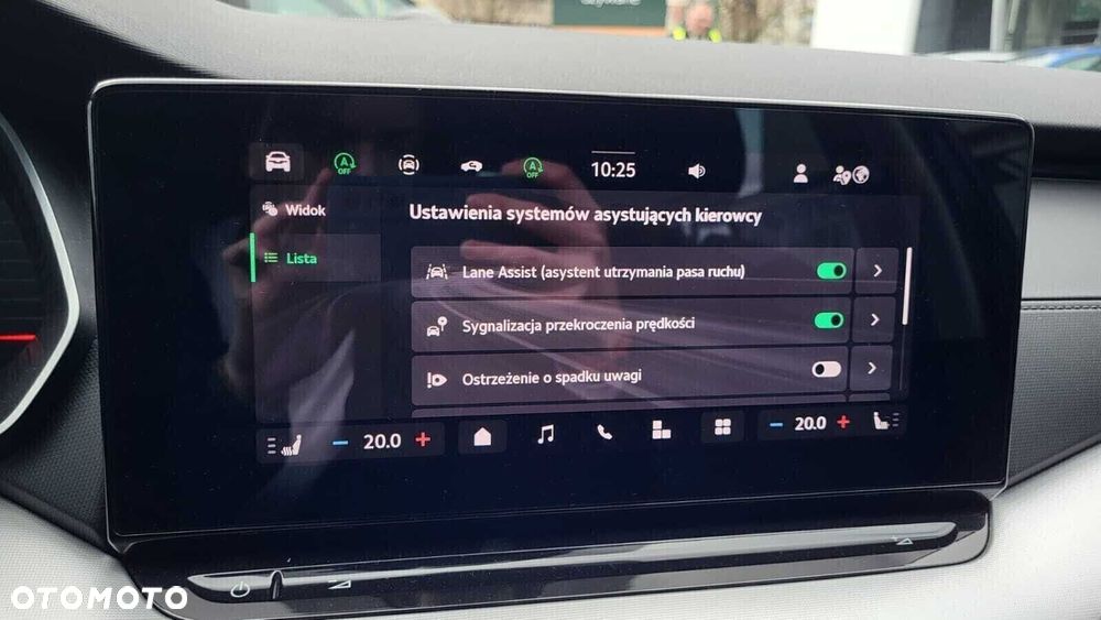 Skoda Octavia 1.5 TSI mHEV Selection DSG - 24