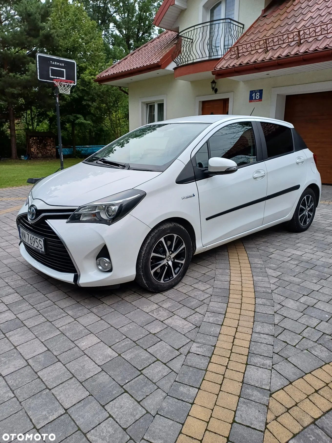 Toyota Yaris Hybrid 100 Premium EU6 - 1