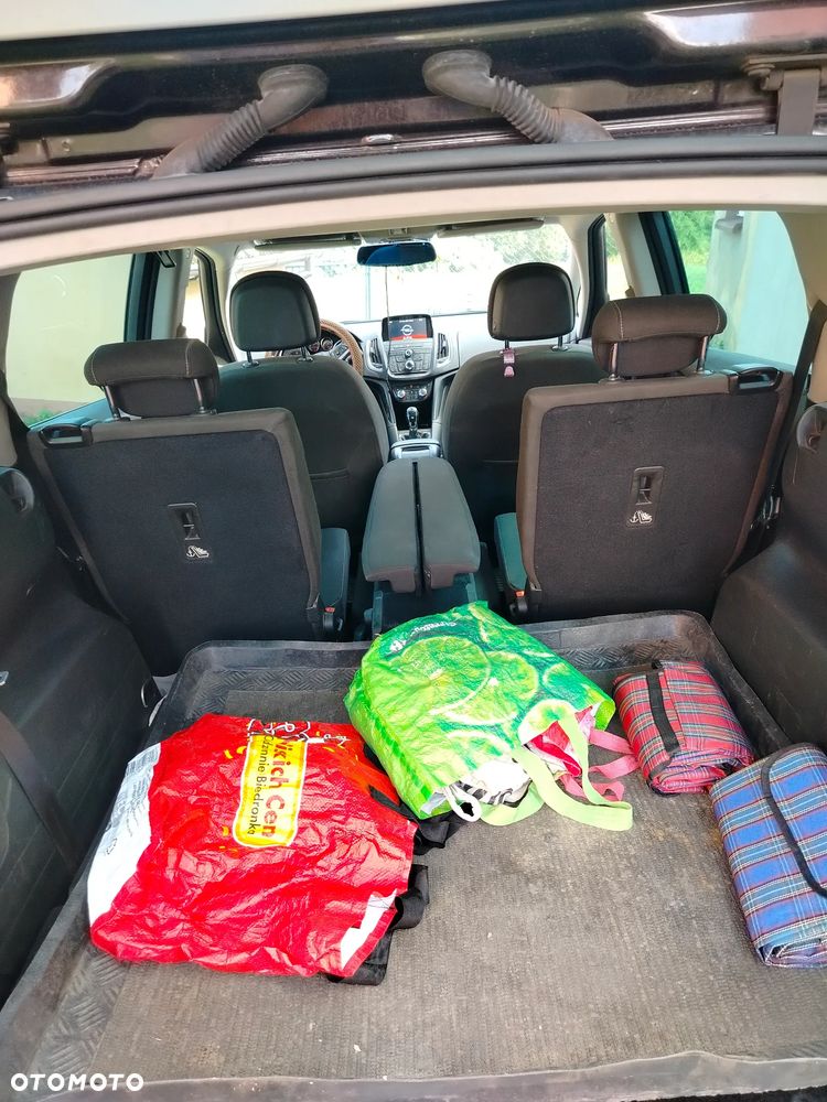 Opel Zafira Tourer 2.0 CDTI Active - 4