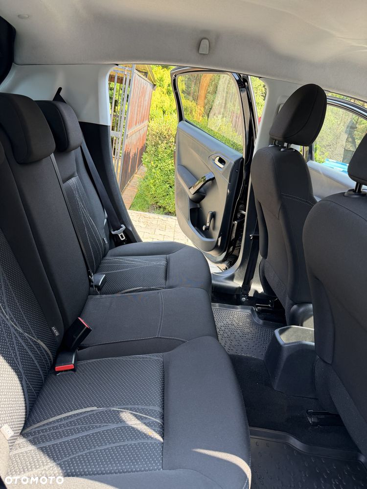 Peugeot 208 1.6 e-HDi Active STT - 15