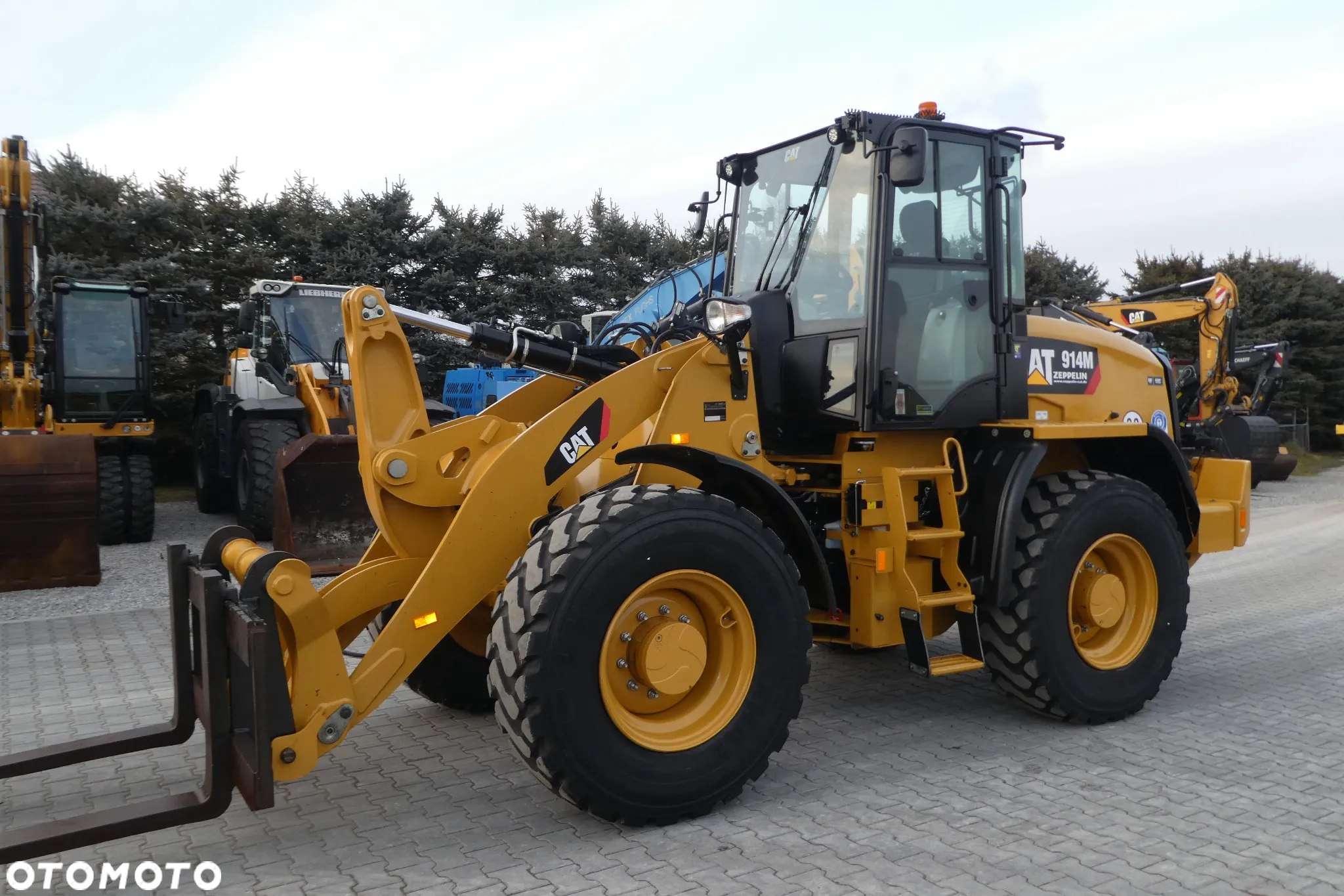 Caterpillar 914M Z NIEMIEC ŁYŻKA WIDŁY - 3