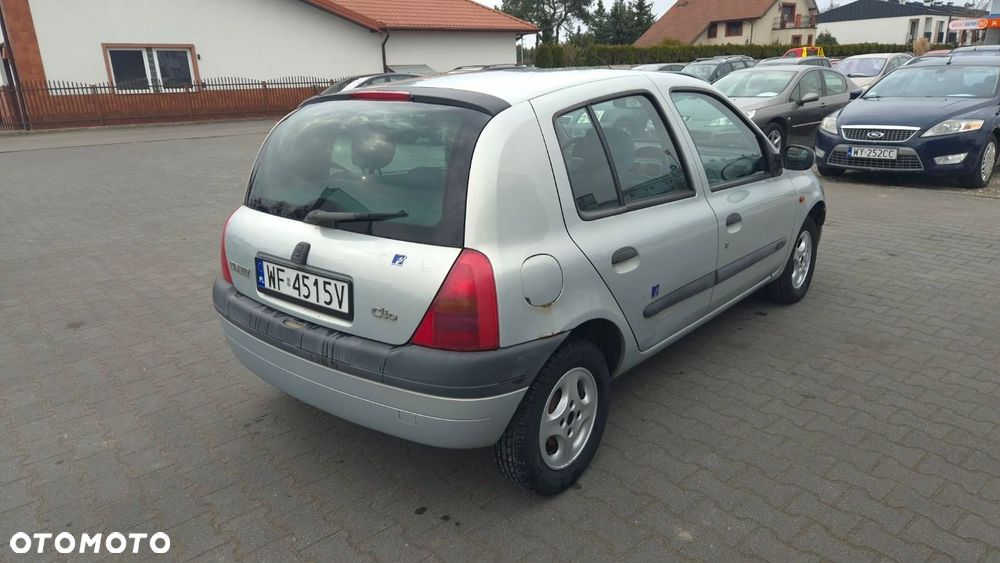 Renault Clio - 3