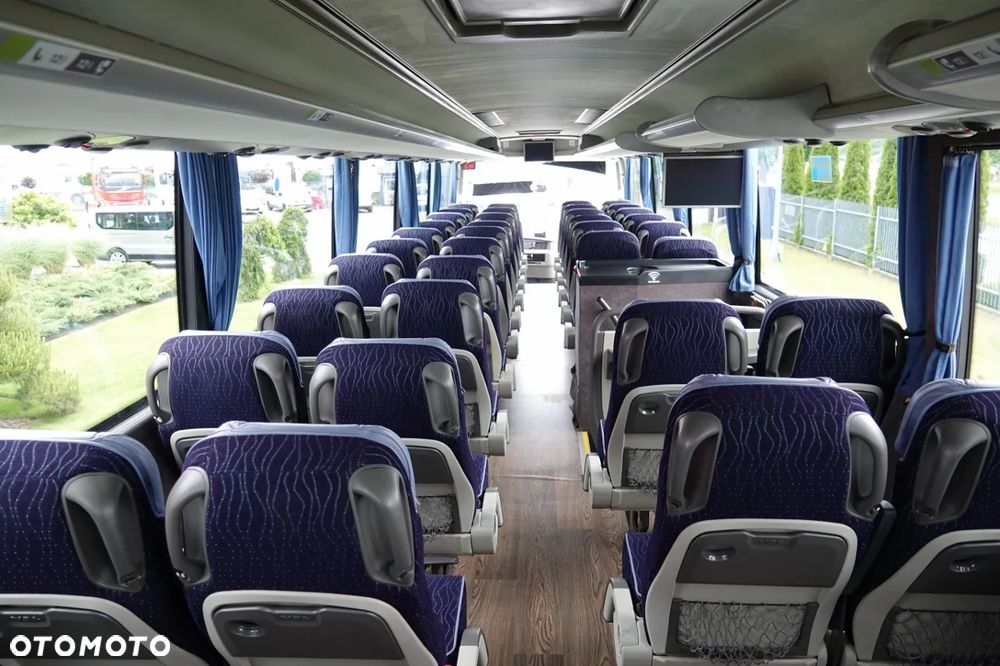 VDL FHD2 / EURO 6 / SPROWADZONY / 12. 2015 ROK / TURYSTYCZNY / WC / Gniazdka USB / AUTOMAT / BOGATE WYPOSAŻENIE / - 34