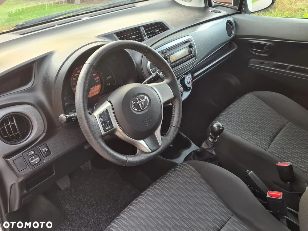 Toyota Yaris 1.33 VVT-i Life - 8