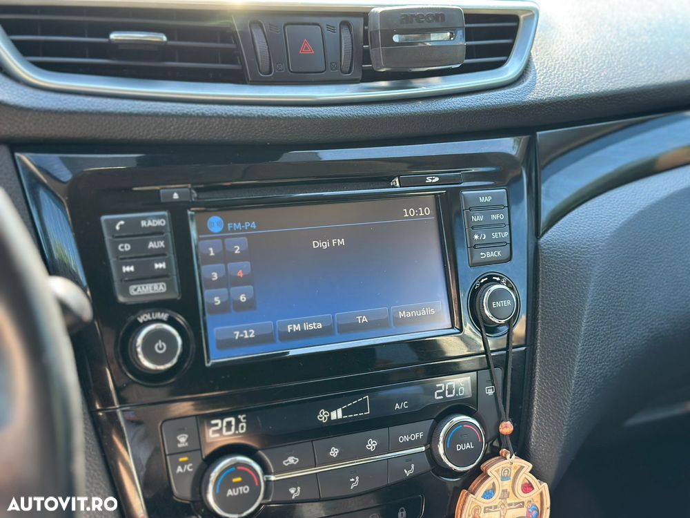 Nissan Qashqai 1.5 DCI Start/Stop N-Connecta - 29