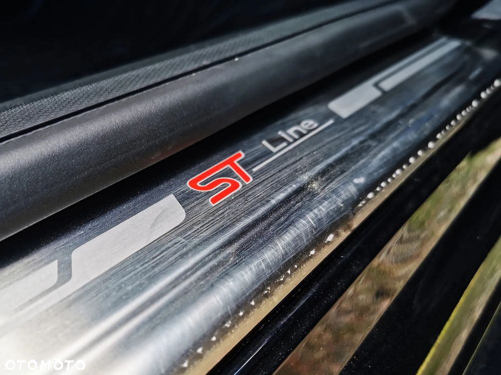 Ford Focus 1.5 EcoBoost STart-Stopp-System ST-LINE - 20