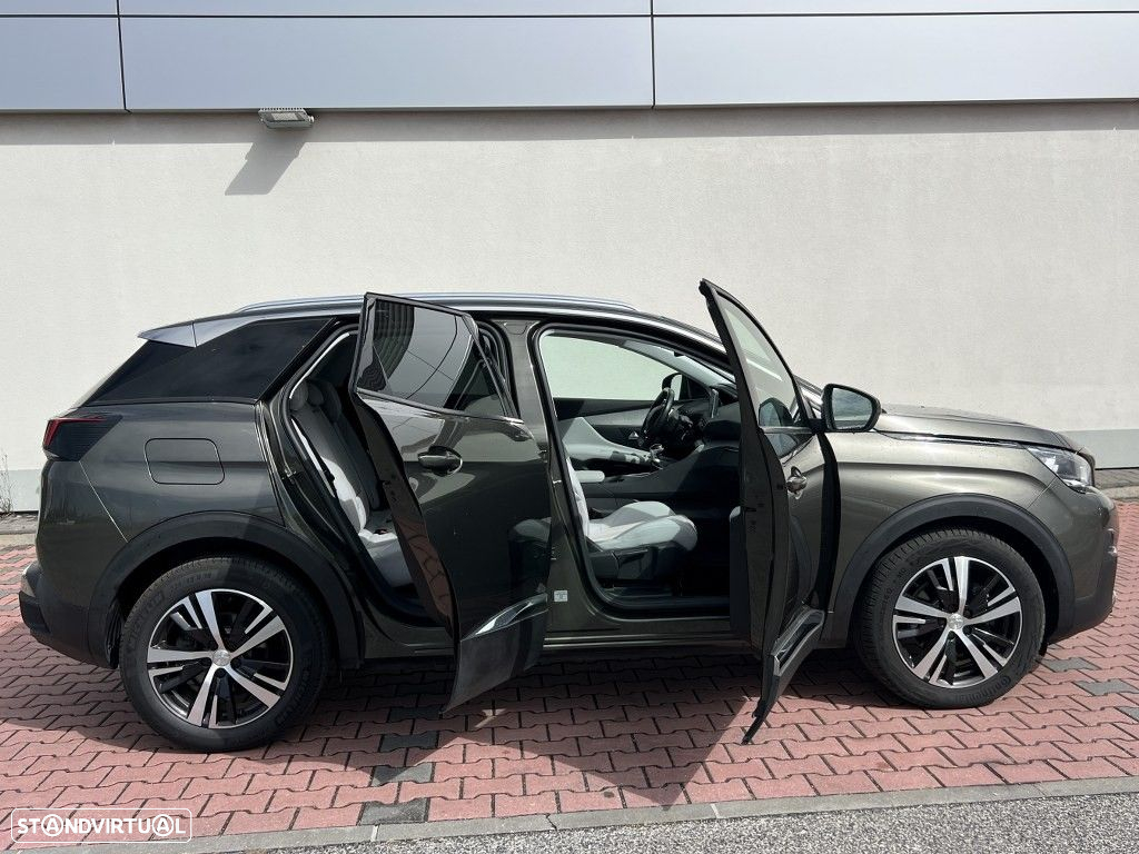 Peugeot 3008 1.5 BlueHDi Allure Baixo Consumo - 32