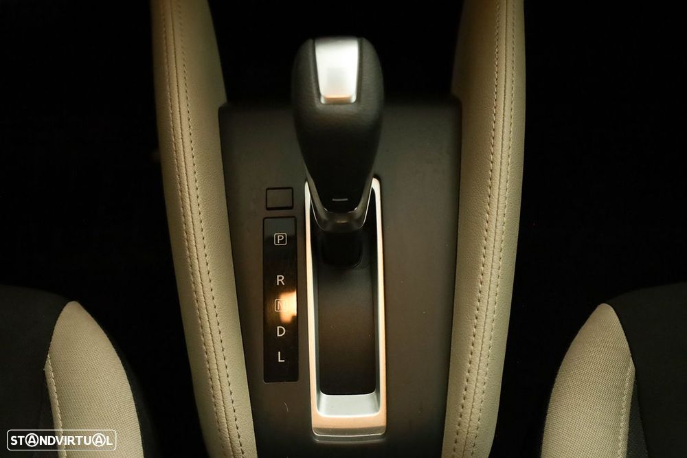 Nissan Micra 1.0 IG-T N-Design Black CVT - 11