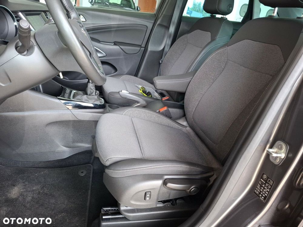 Opel Crossland X - 15