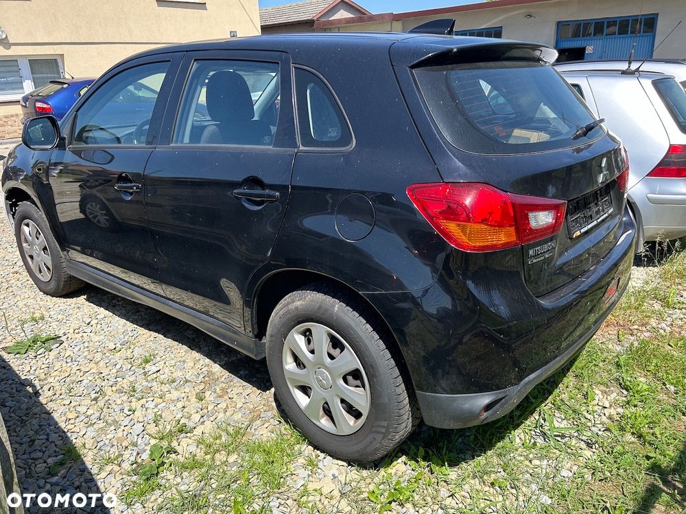 Mitsubishi ASX - 4