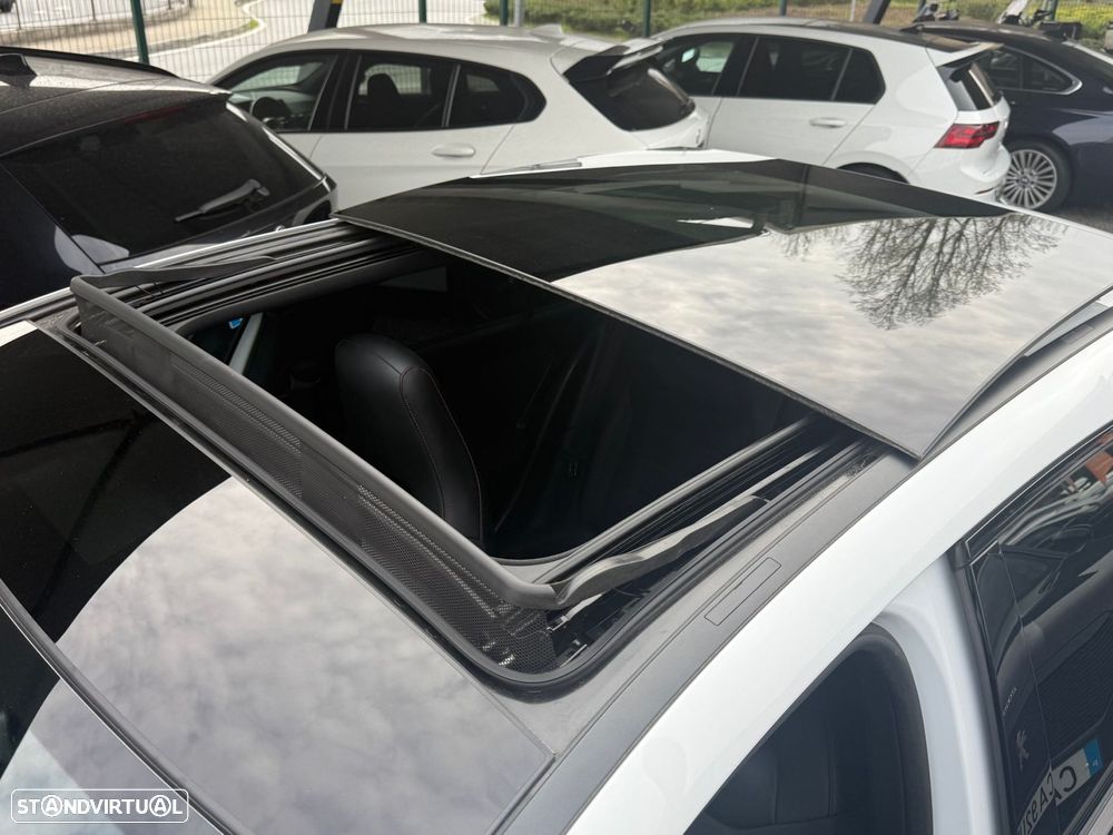 Mercedes-Benz A 250 e AMG Line - 29