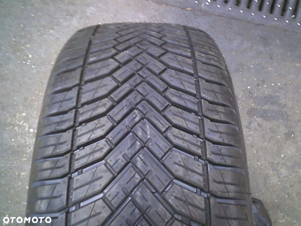 ROADHOG RGAS02 195/45R16 NOWA 2024 - 1