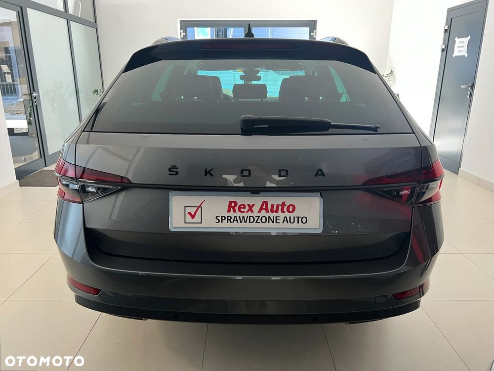 Skoda Superb 2.0 TDI SCR Style DSG - 9