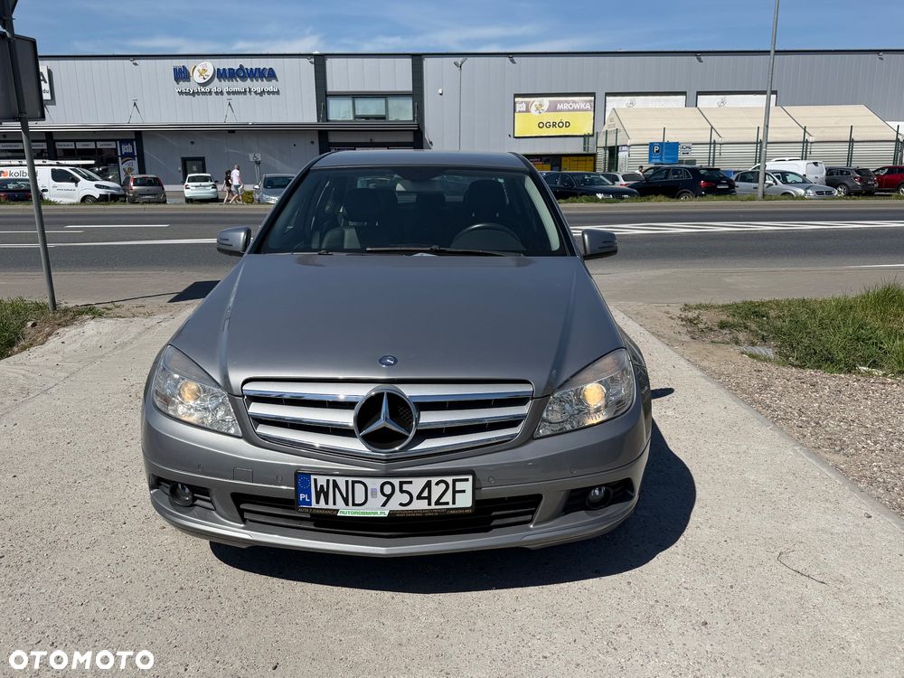 Mercedes-Benz Klasa C 180 Kompressor BlueEFFICIENCY Elegance - 2
