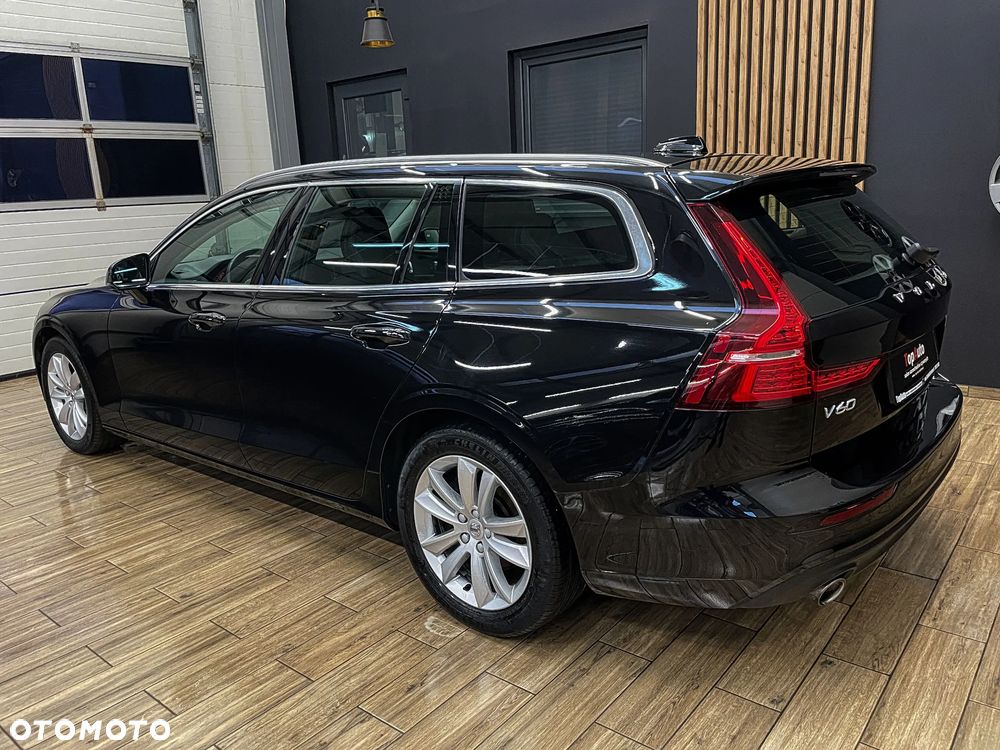 Volvo V60 D4 Geartronic Summum - 11