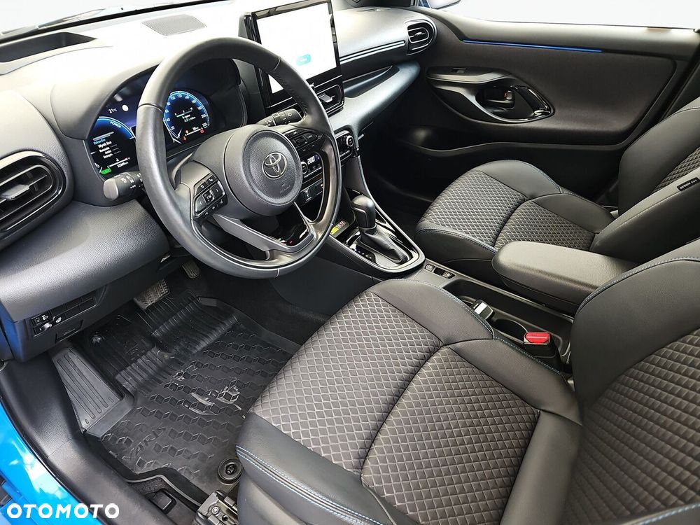 Toyota Yaris - 15