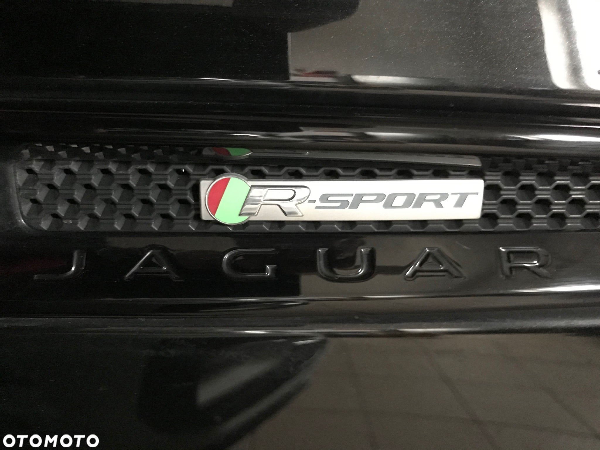 Jaguar F-Pace 3.0 TDV6 AWD R-Sport - 5