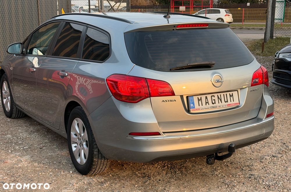 Opel Astra 1.4 Turbo - 28