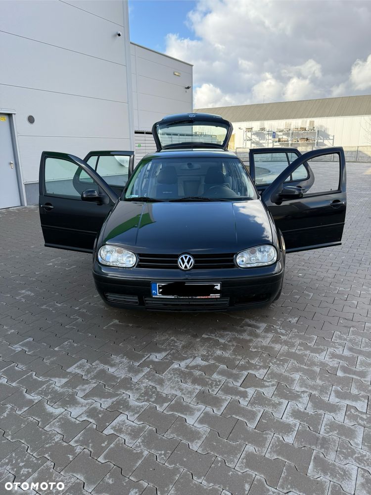 Volkswagen Golf 1.6 Highline - 12