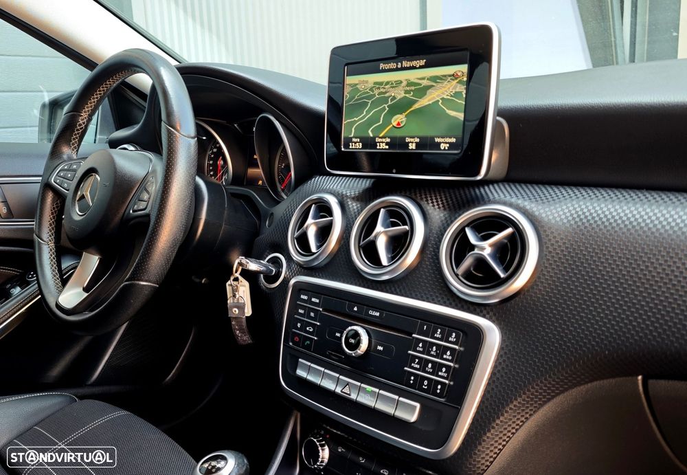 Mercedes-Benz A 180 d Urban - 18