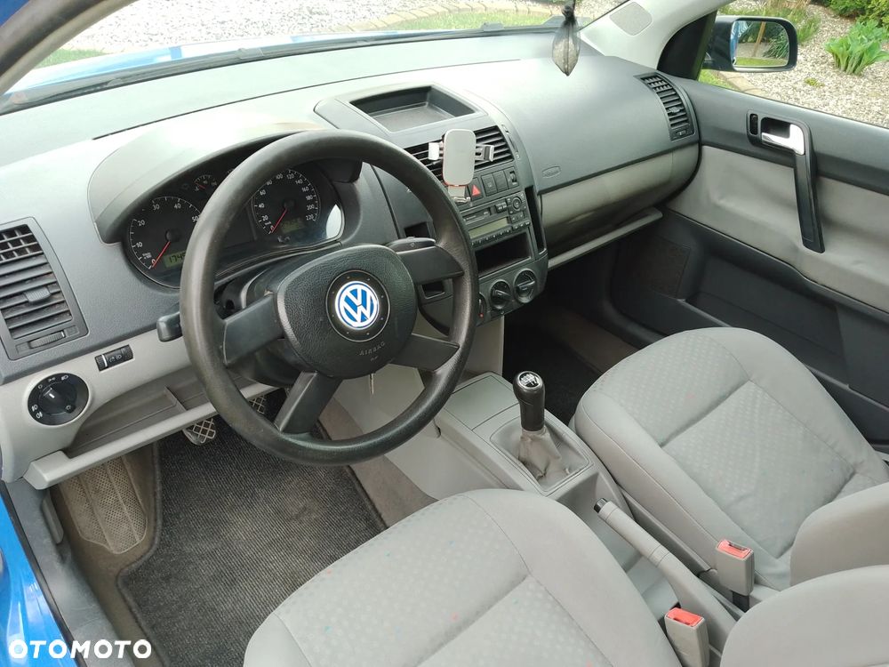 Volkswagen Polo 1.2 - 10