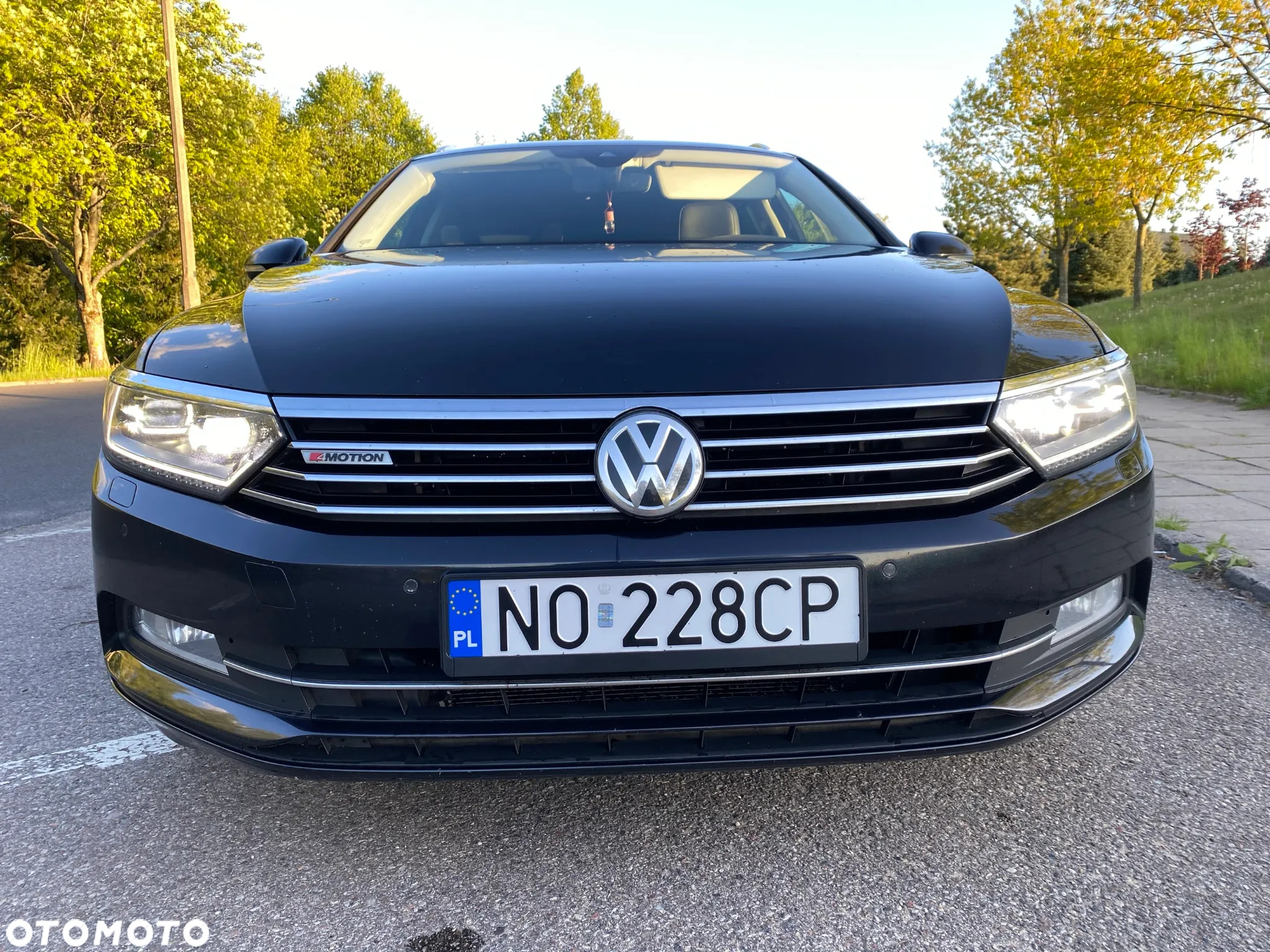 Volkswagen Passat 2.0 TDI Bi-Turbo BMT 4Mot Highline DSG - 4