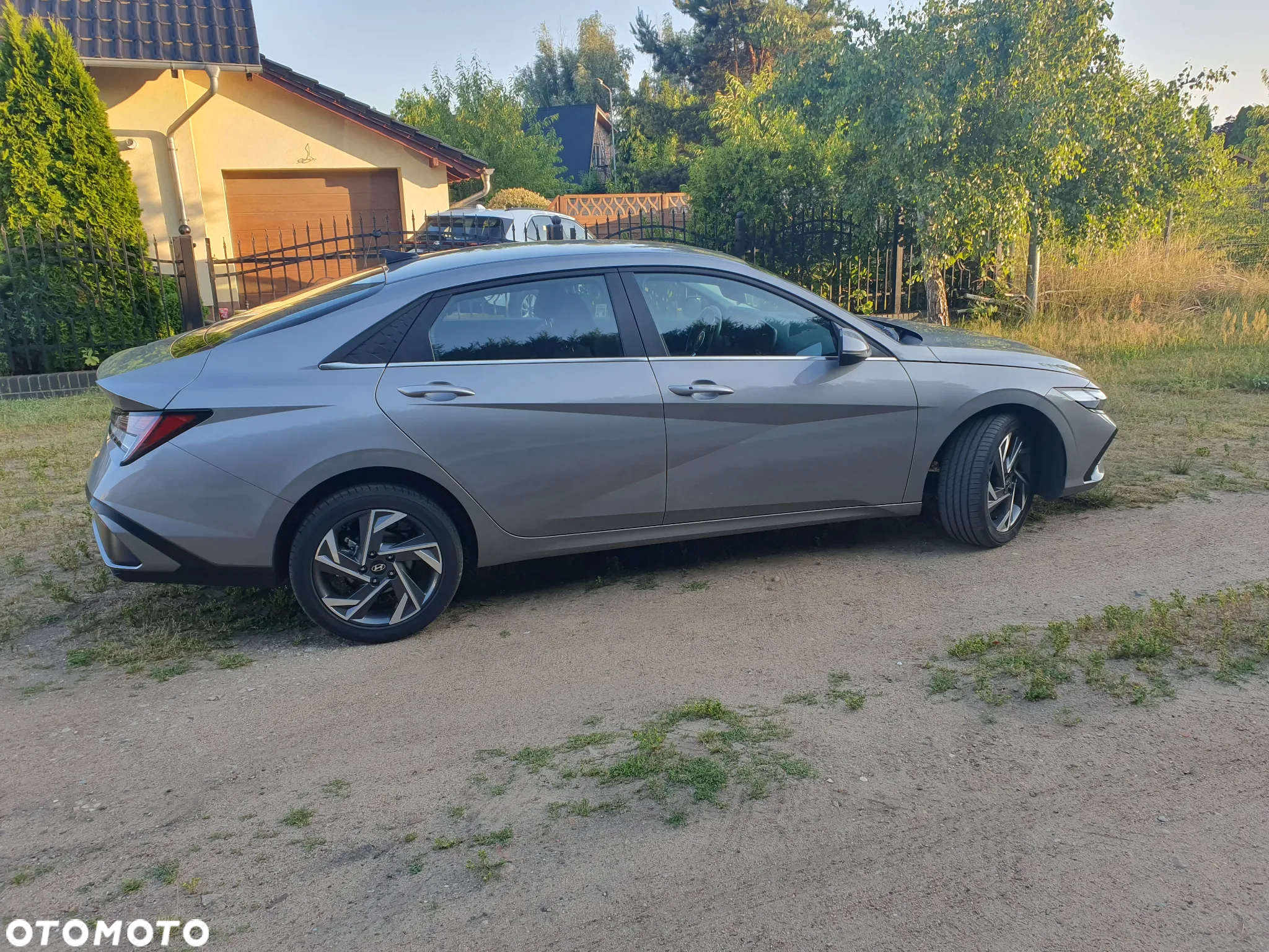 Hyundai Elantra 1.6 Smart CVT - 9