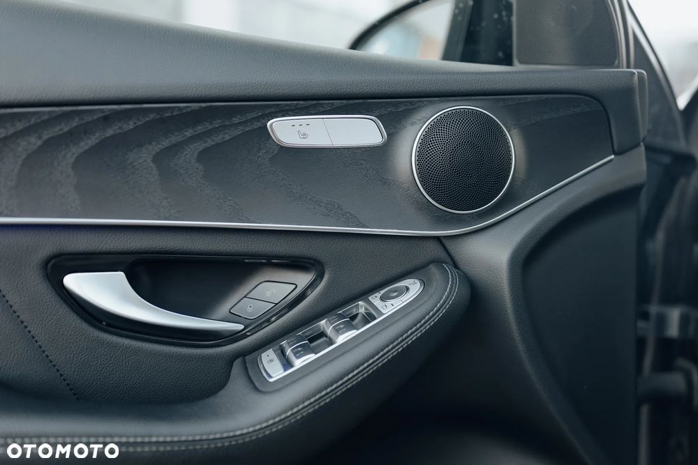 Mercedes-Benz GLC 200 d 4-Matic Business Edition - 4