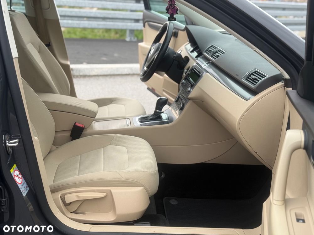 Volkswagen Passat 1.8 TSI Comfortline DSG - 10