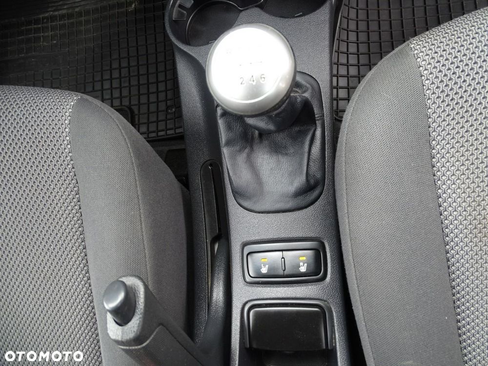 Kia Sportage - 11