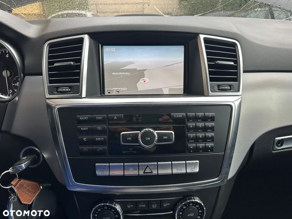 Mercedes-Benz ML 350 BlueTEC 4MATIC 7G-TRONIC - 26