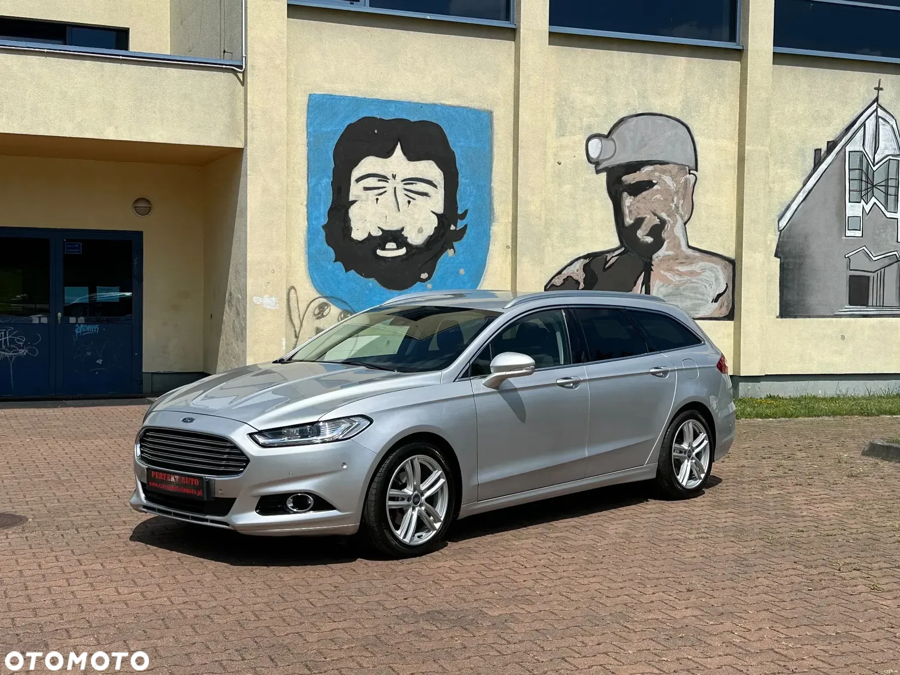 Ford Mondeo 2.0 EcoBoost Titanium - 3
