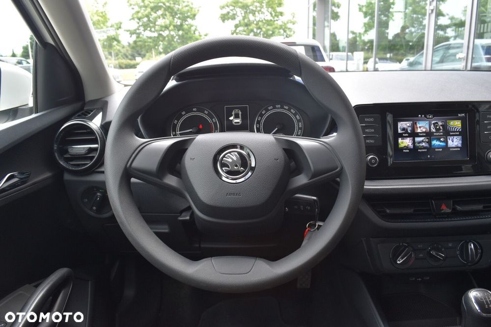 Skoda Fabia - 11