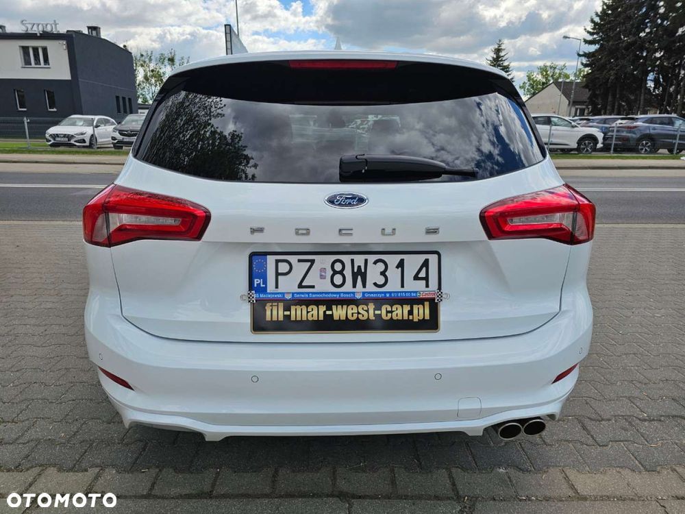 Ford Focus - 12