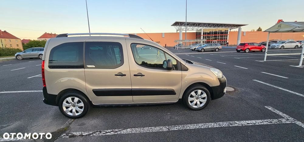 Citroen Berlingo 2010 photo 3