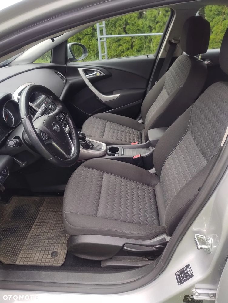 Opel Astra 1.4 Turbo - 5