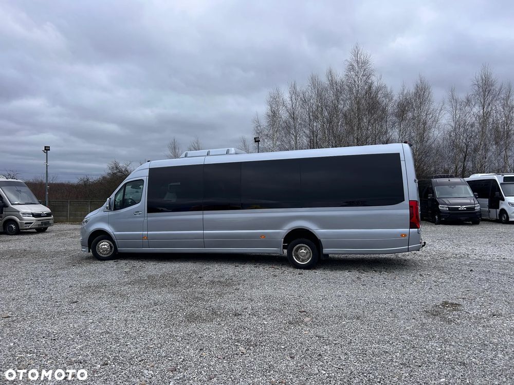 Mercedes-Benz Sprinter 519 - 9