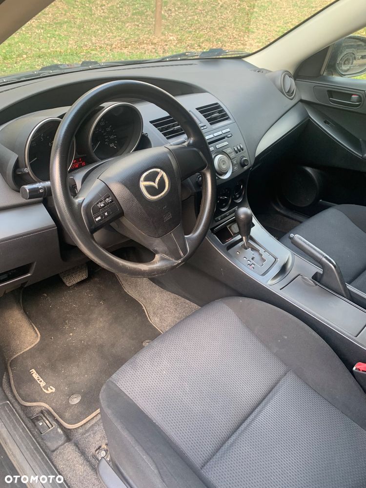 Mazda 3 - 5