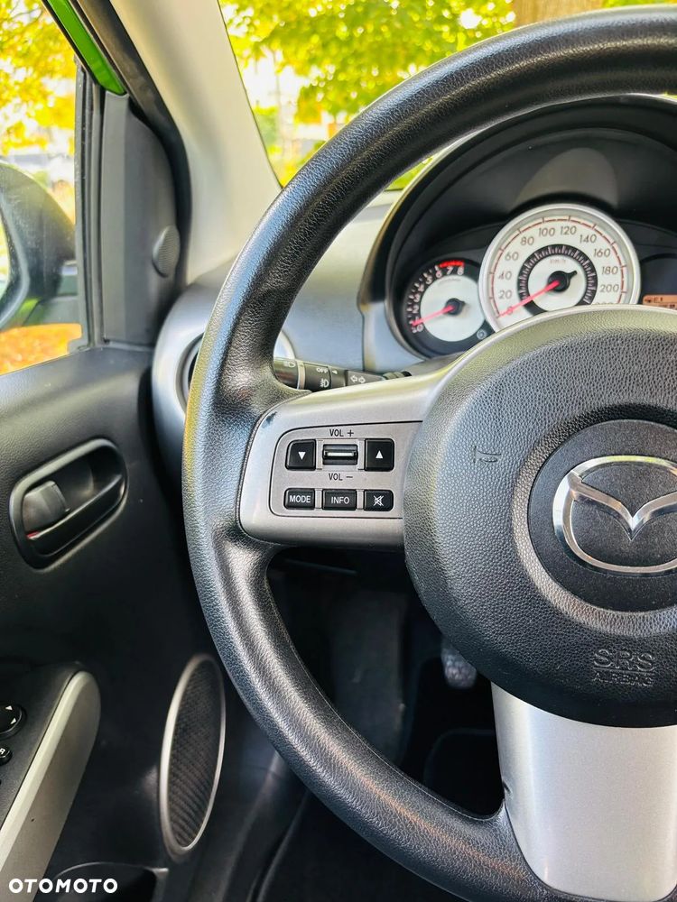 Mazda 2 1.5 Sport - 13