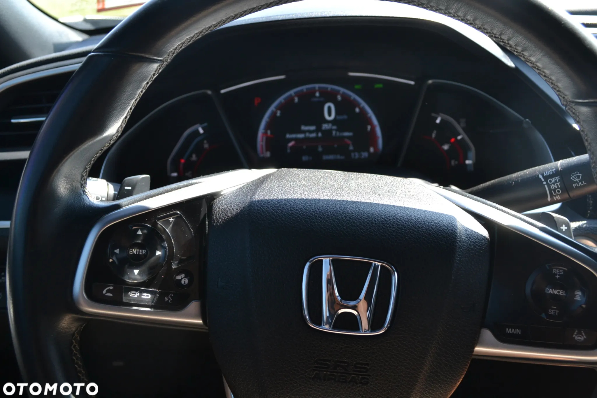 Honda Civic 2.0 i-VTEC LX CVT - 17