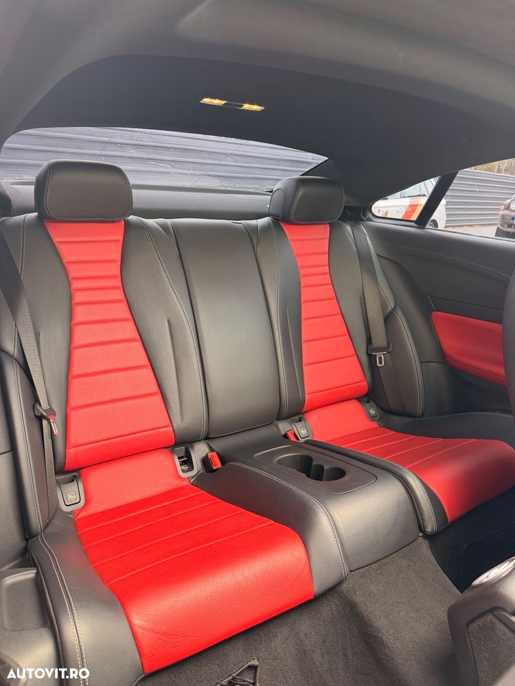 Mercedes-Benz E 400 4MATIC Aut. - 10