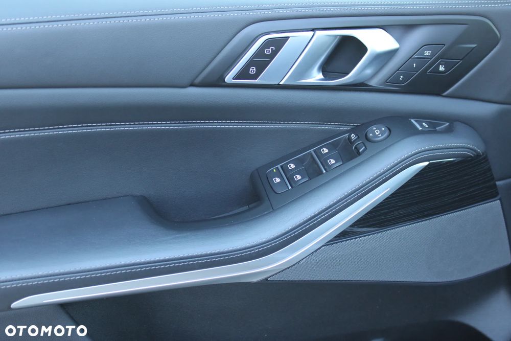 BMW X5 M M60i mHEV sport - 14