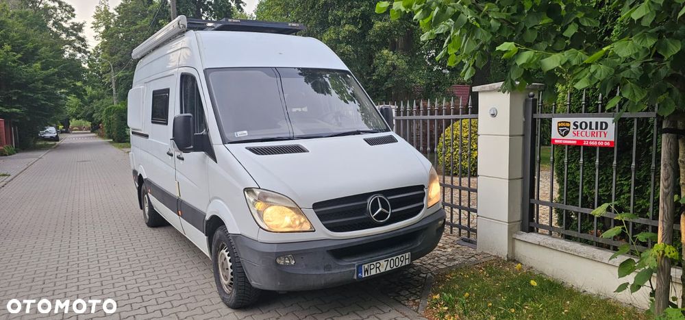 Mercedes-Benz Sprinter - 12