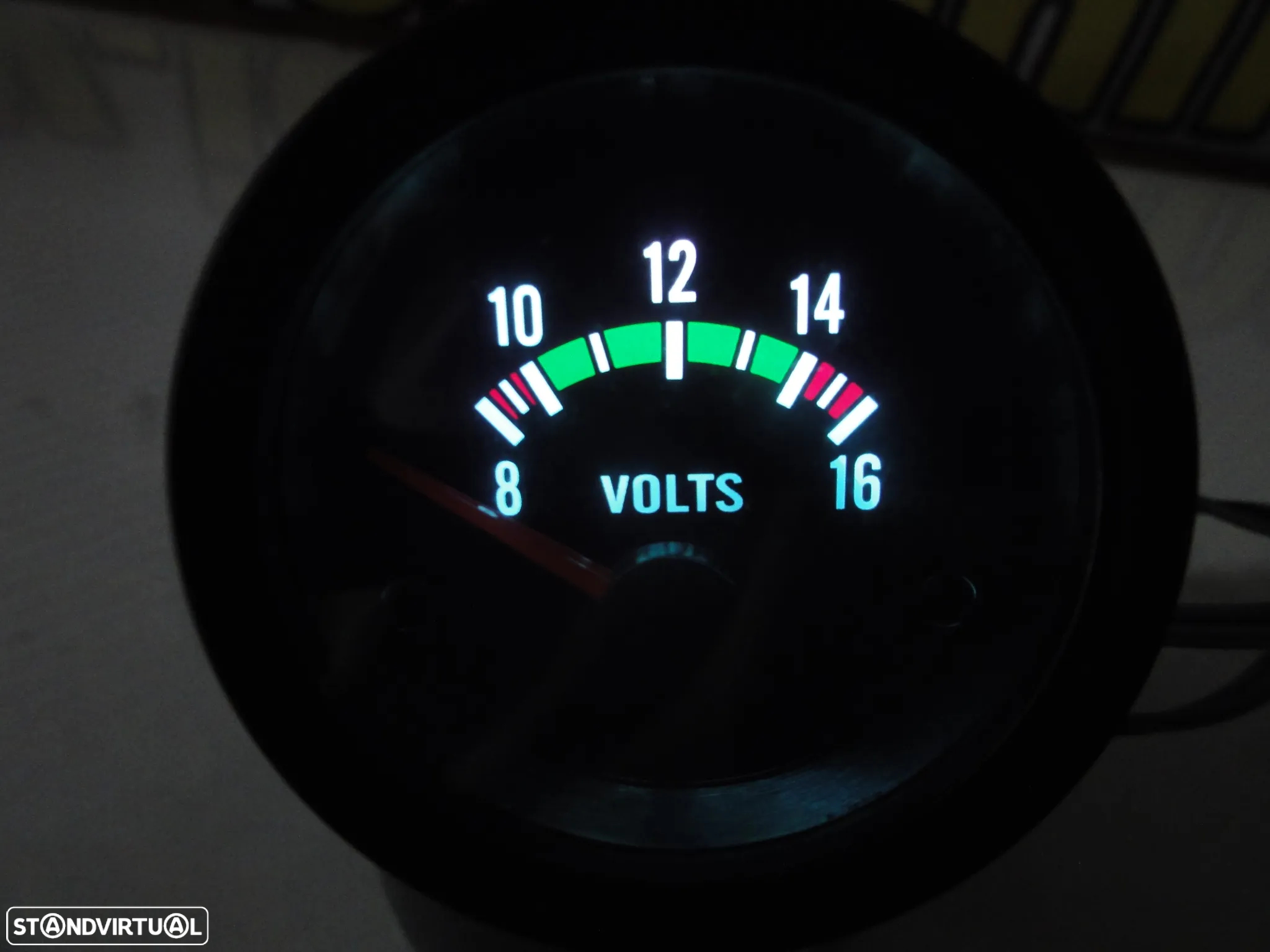 Manómetro fundo preto estilo VDO / Od school disponível em Amperímetro, pressão do turbo, pressão do oleo, temperatura do oleo, temperatura da água, voltagem, vacuo - 55